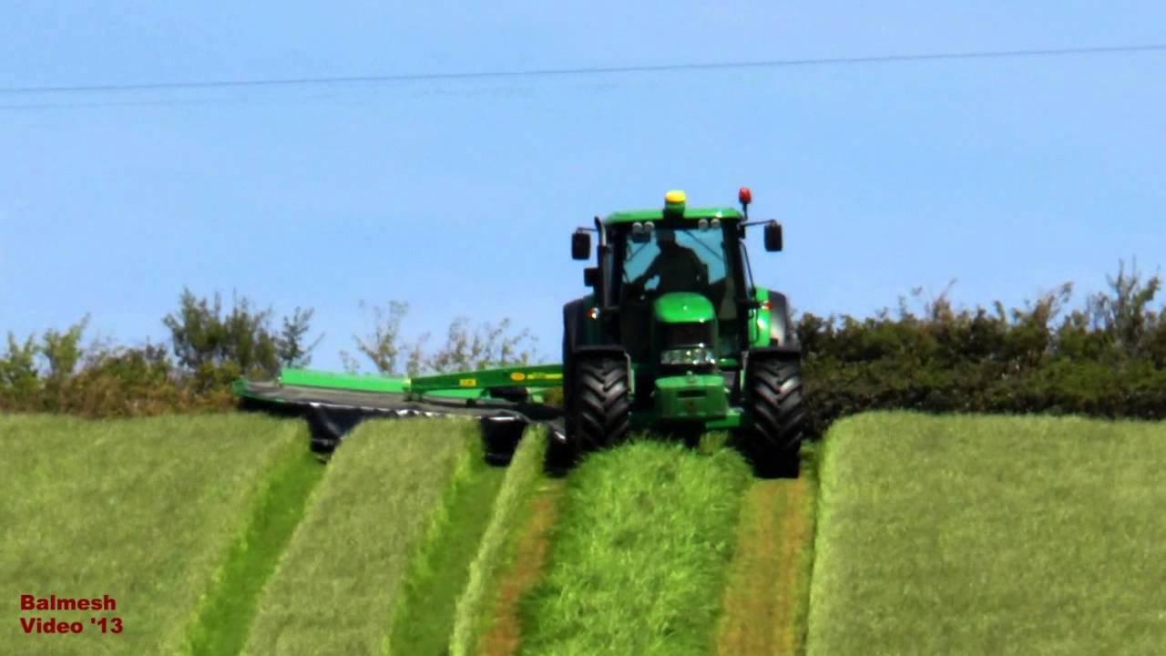 Silage '13 - John Deere Mowing in Somerset.