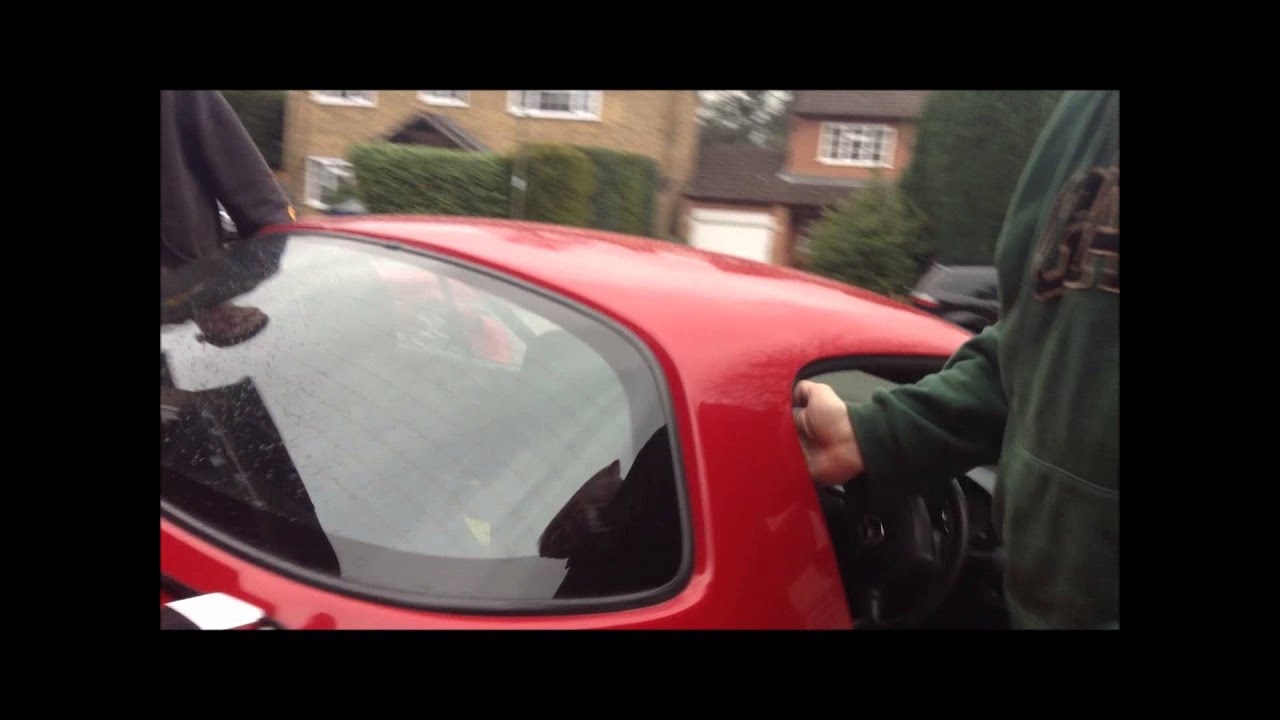 How To Remove A Mazda MX5 Hardtop!!!