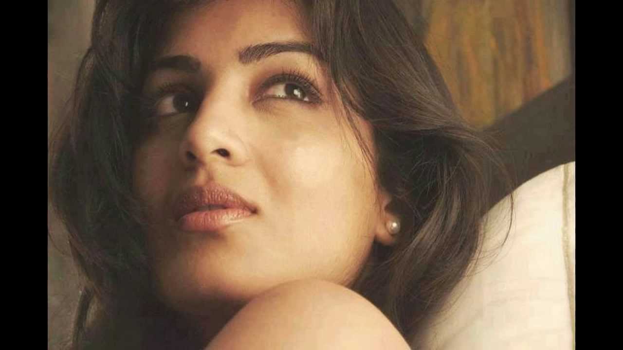 Besharam - Pallavi sharda & Ranvir kapoor