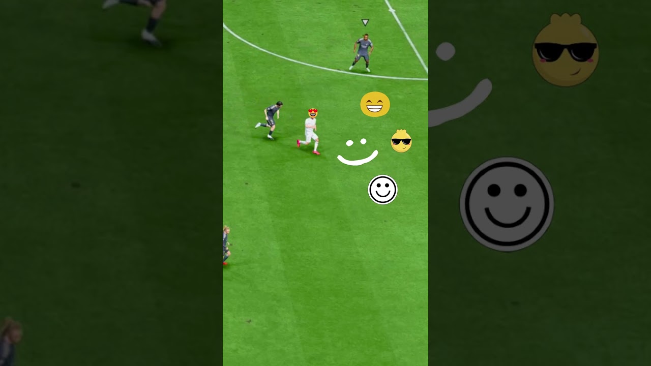 Absolutely insane skill from Davies  #eafc24 #eafc #ultimateteam #fut24 #scripting #dda #shorts