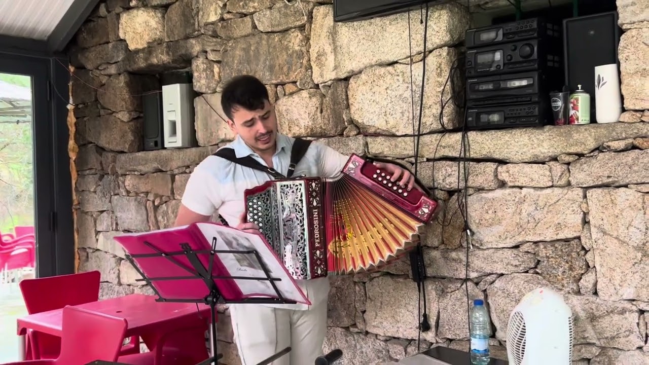 No alto do monte a cantar com a minha mãe (11-02-2024)