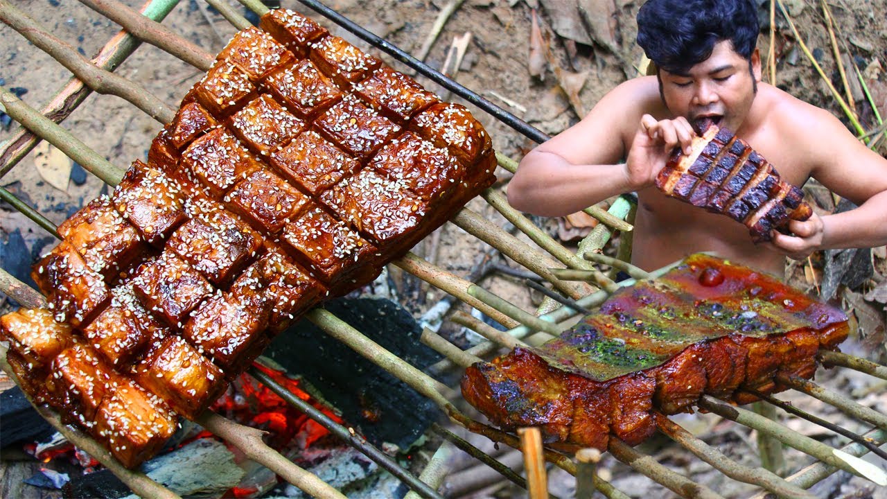5 Pounds of pork belly meat Cook Crispy Food - Cook Pig Belly yummy with hot chili sauce