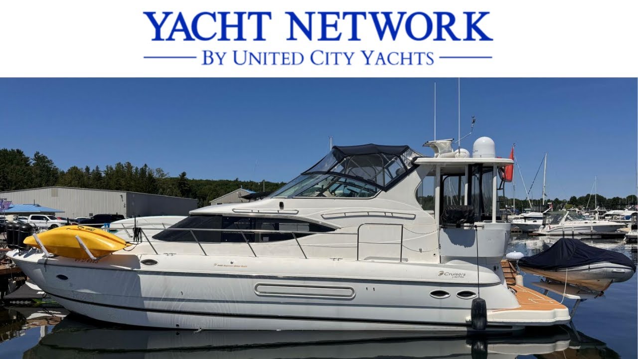 Cruisers Yachts 4450 Express Motor Yacht 2002