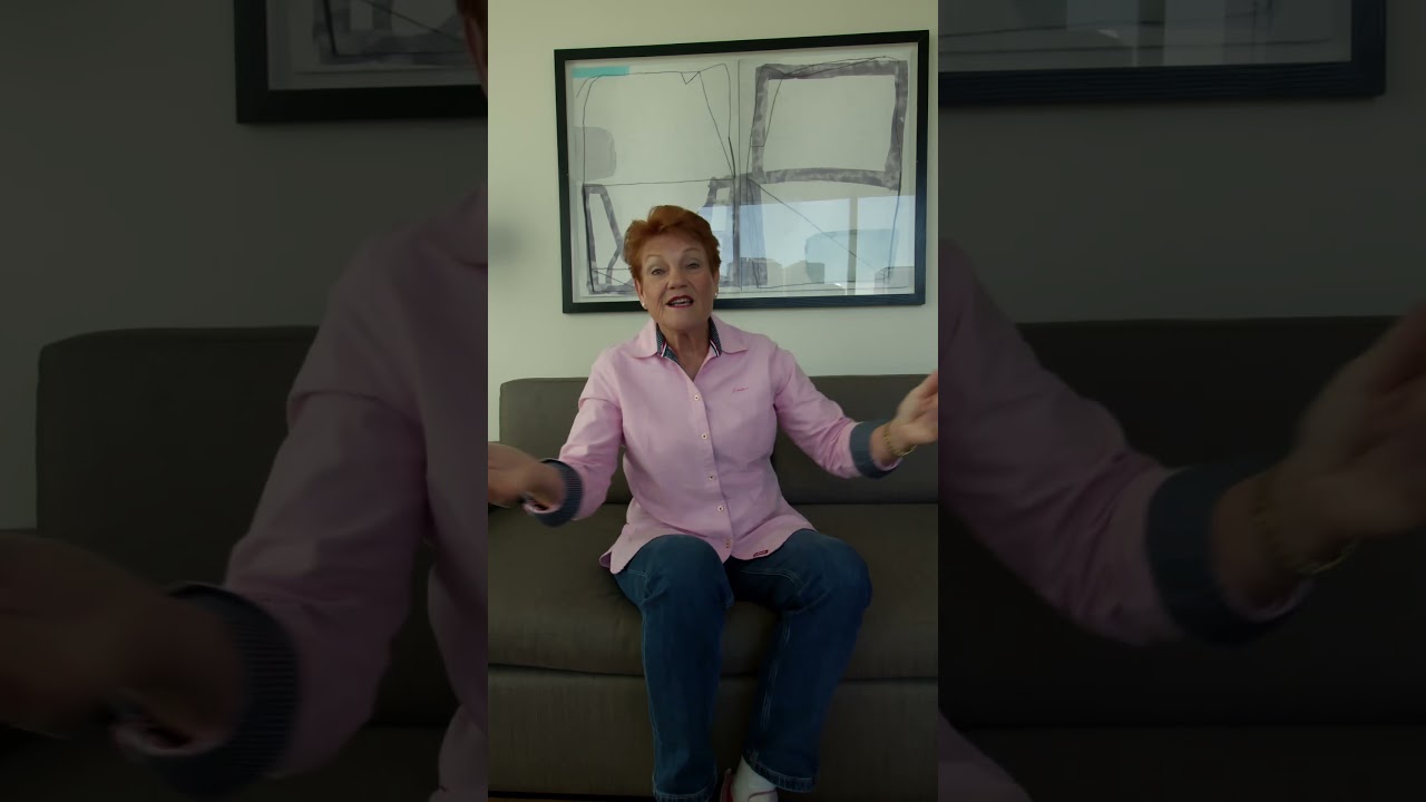 Pauline Hanson ZALANA telefonami