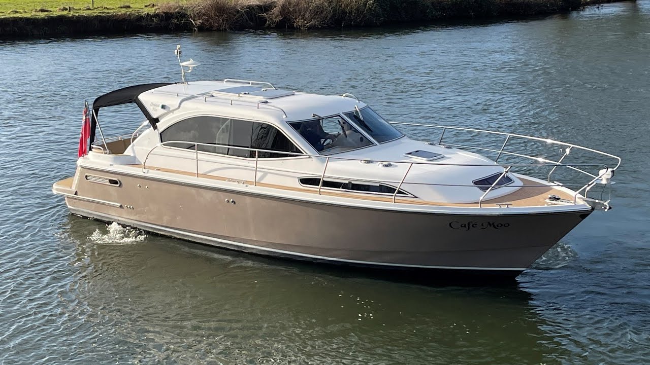 Продается каютный катер Haines 35 Sedan 2013 года выпуска в Val Wyatt Marine - 169 995 фунтов сте...