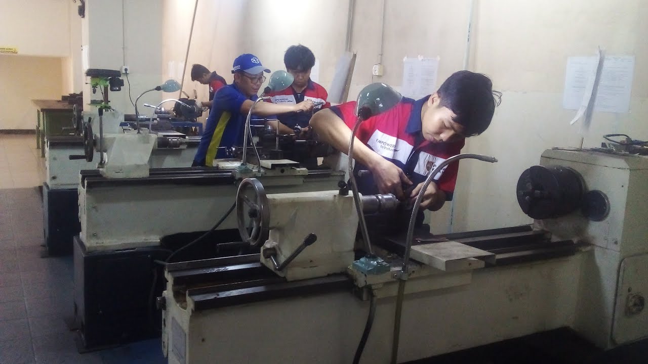 Eretan Mesin Bubut