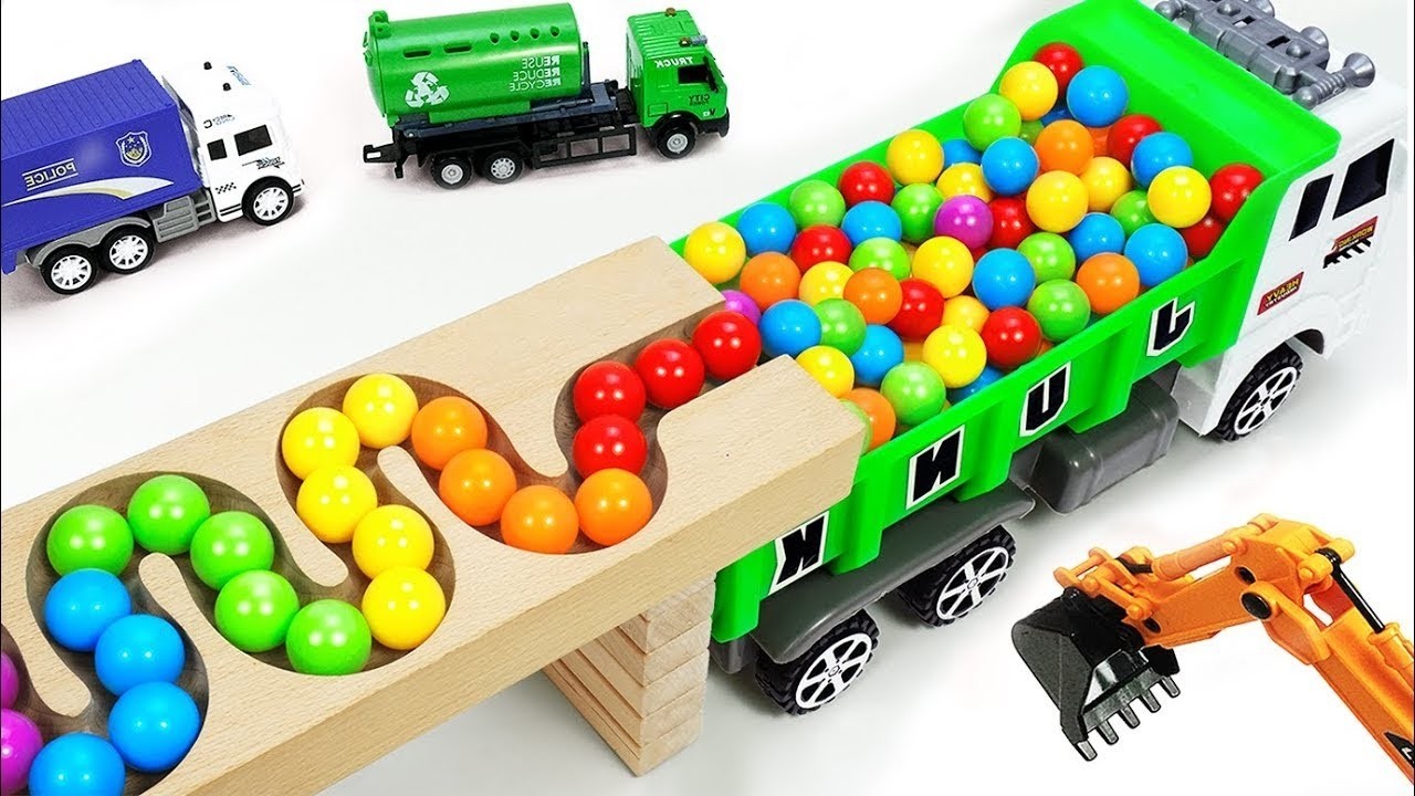 Marble Run Race ☆ HABA Slope & Retro Makita Truck, Excavator, Garbage Truck, Dump Truck, Ambulances