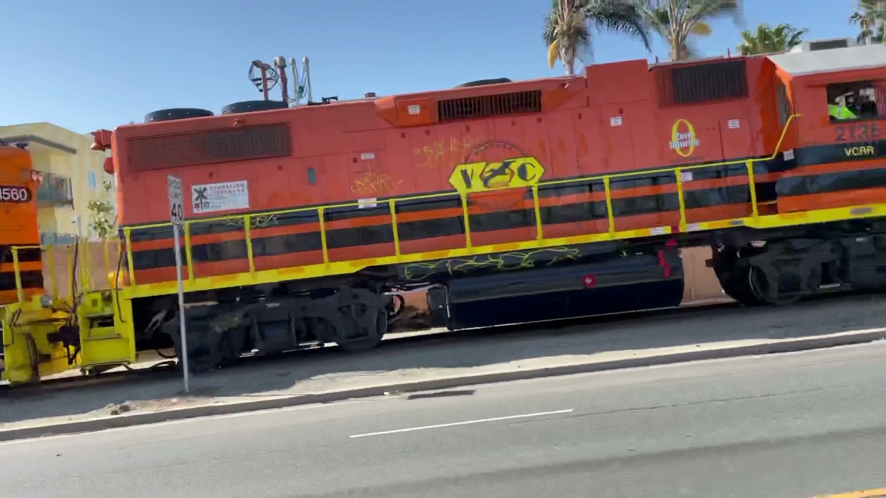 2 days in Oxnard Ft Oxnard local, LOF66-65, surfliners 774/763/796, Amtrak 11& VCRR Enjoy