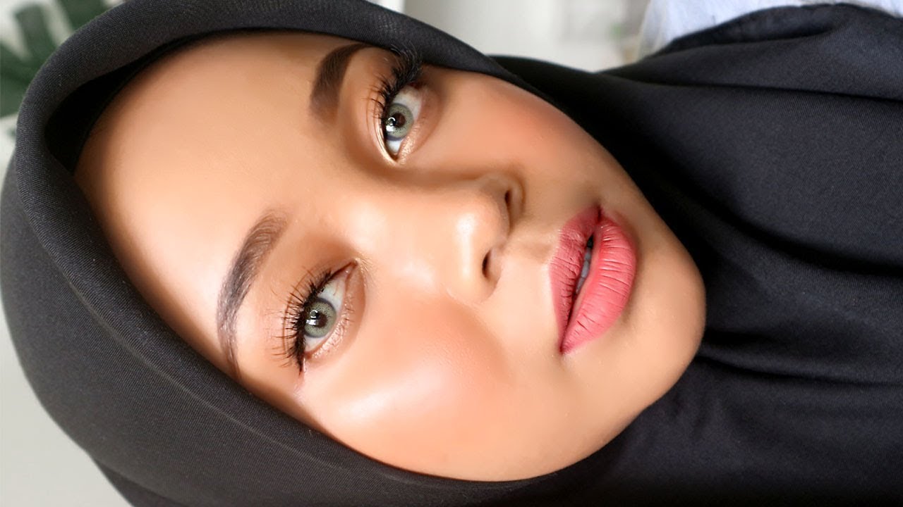 CURRENT SIMPLE MAKEUP TUTORIAL