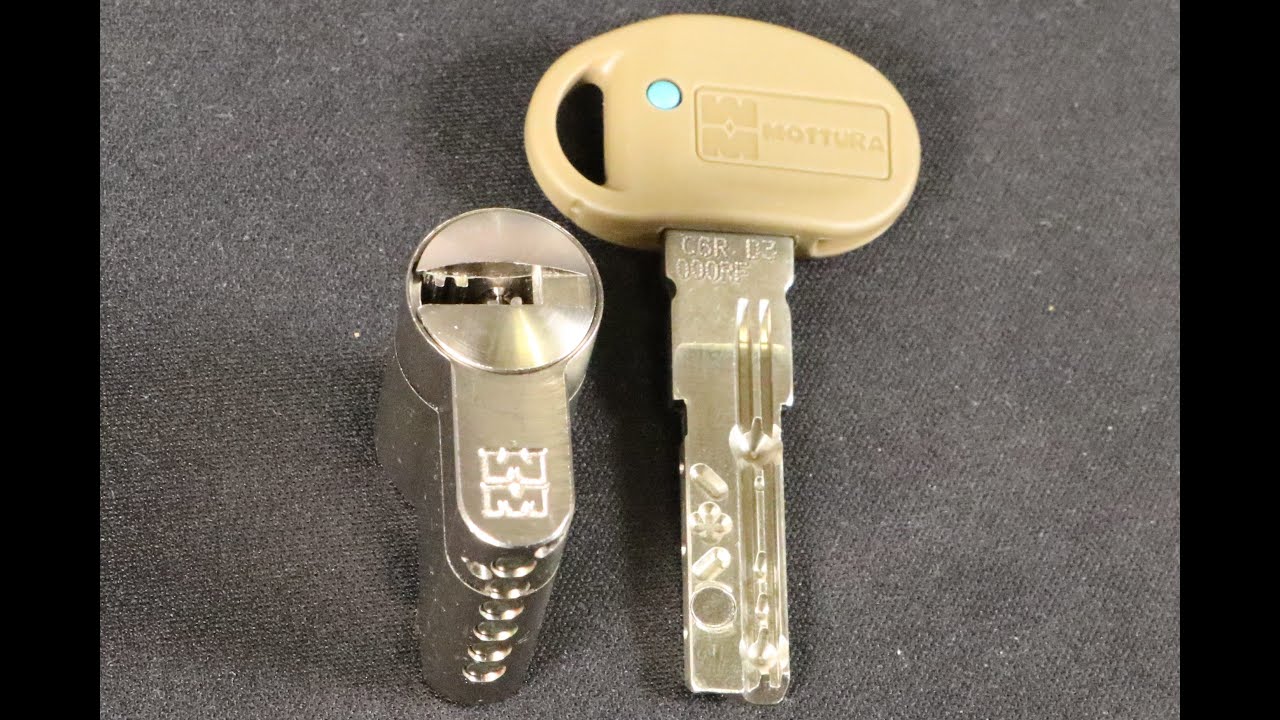 [L213] Mottura Champions C39 Euro Cylinder Lock - pick and gut