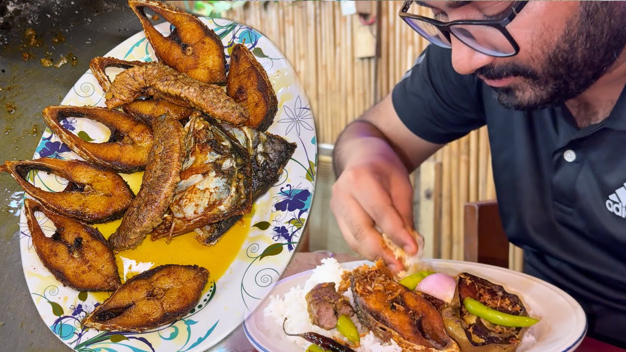 Eating Rice & Hilsa Fish Fry, Tail Bharta, Daal at Mawa Ghat
