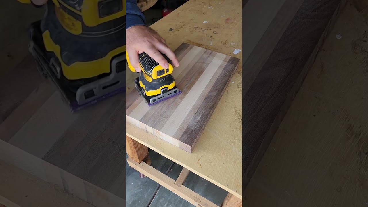 Simple and easy serving board for your next party #diy #diywoodworking #party  #woodproject