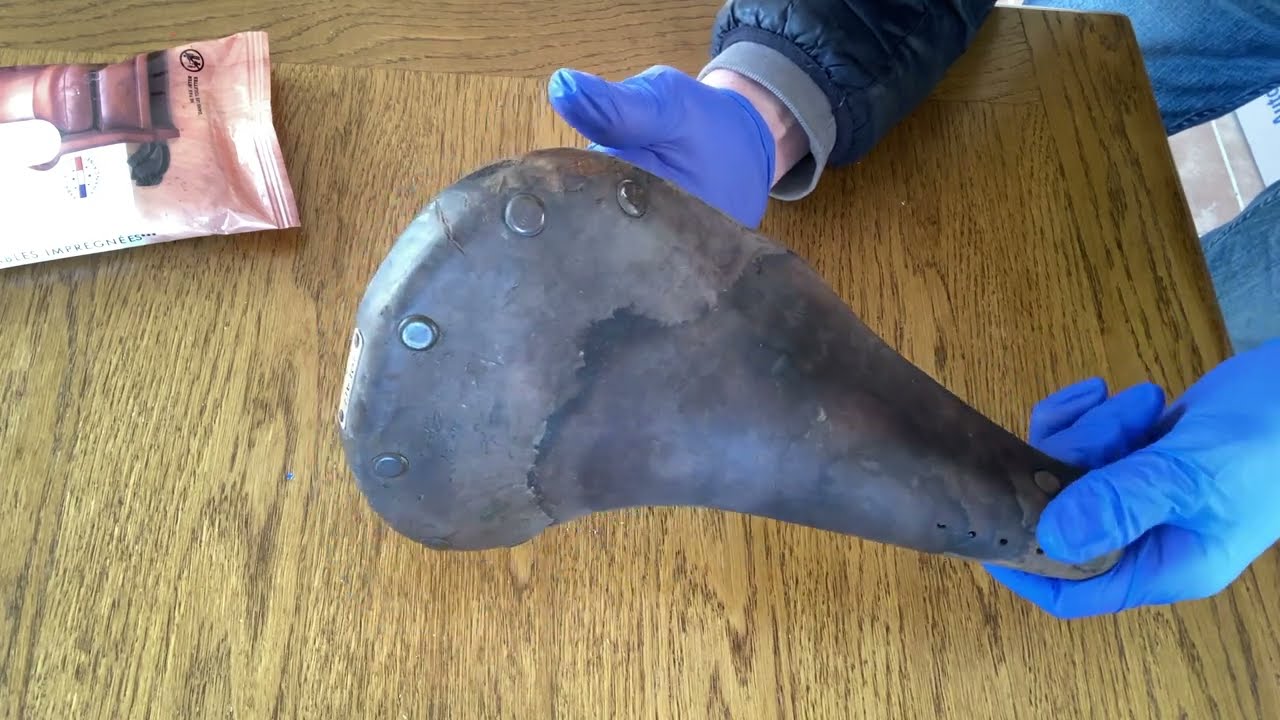 Restoring a Vintage Leather Bike Saddle - Ideale 92
