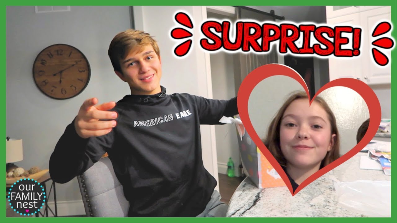 SHE'S LEAVING ME! SURPRISE FOR MY GIRLFRIEND!