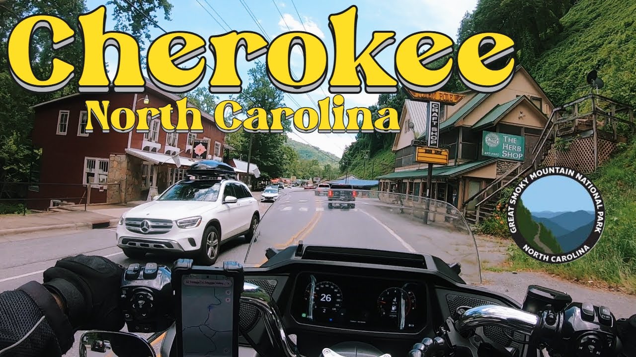 Riding through Downtown Cherokee North Carolina on My Road Glide| WATER TUBING!! 