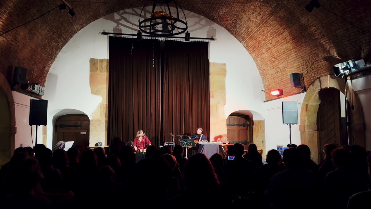 Marta Topferova & Alejandro Soto Lacoste: 