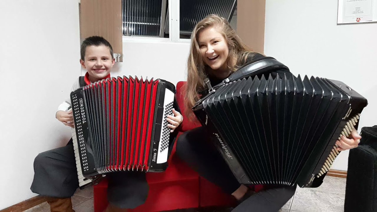 BIA SOCEK E MURIEL GAITEIRO - É DISSO QUE O VELHO GOSTA/BERENICE AZAMBUJA