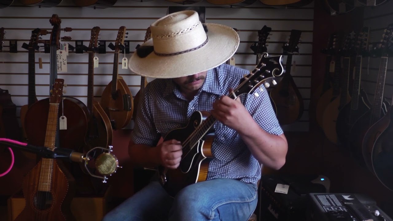 New Collings MF DeLuxe Mandolin no F2325