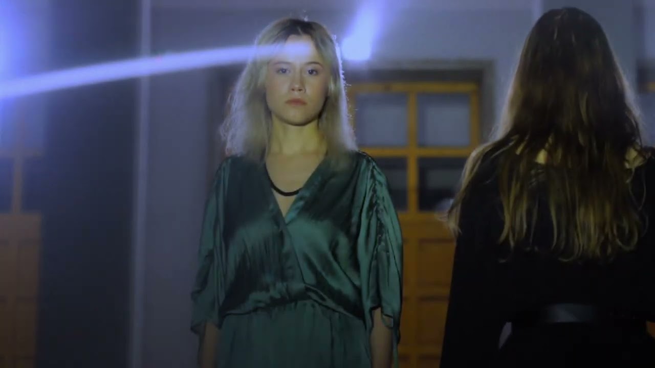 Lunikk - Speechless (Official Video)