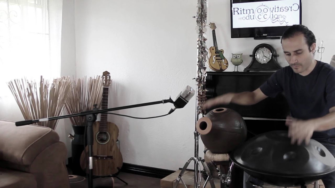 Agua - Felipercusion. Handpan, Udu drum.