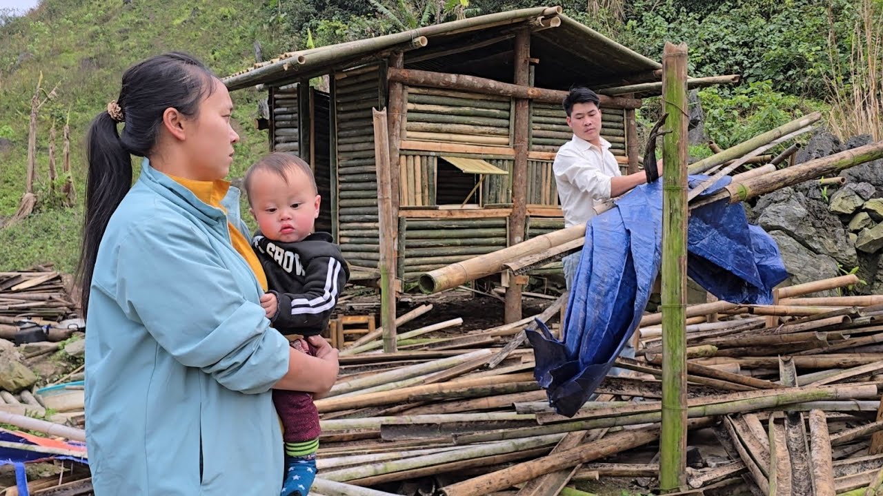 A Kind Technician Happened to Pass By and Helped a Single Mother Take Down Her Old House -Ly Tu Nhi 