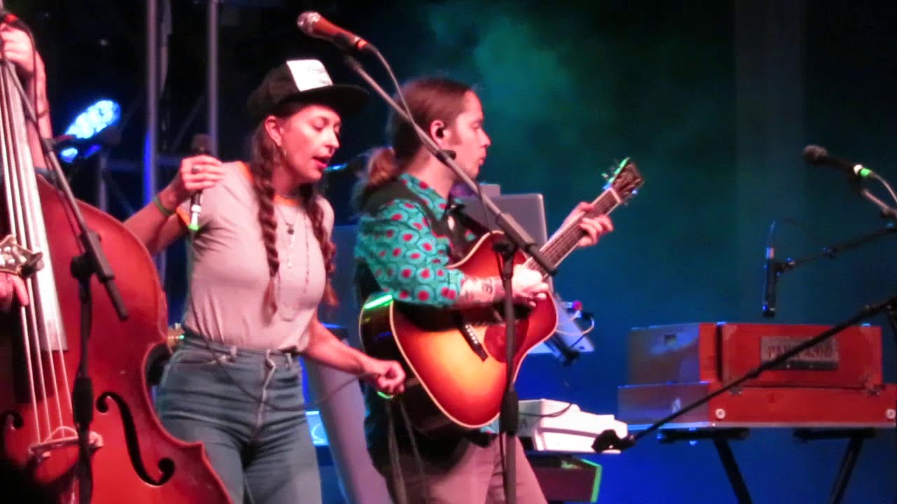 Billy Strings and Lindsay Lou ~Hoxeyville Music Fest, 8/18/19, Wellston, MI