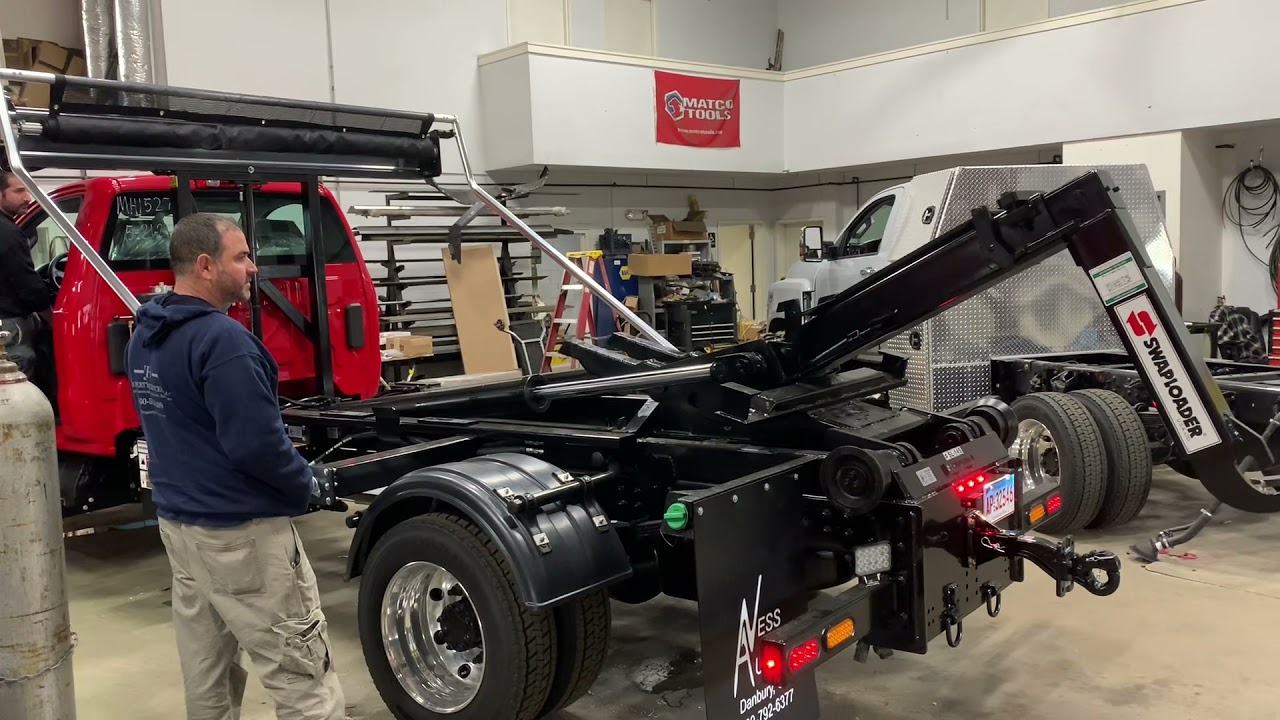 2021 Chevrolet 6500 Swap Loader with auto tarp system demo