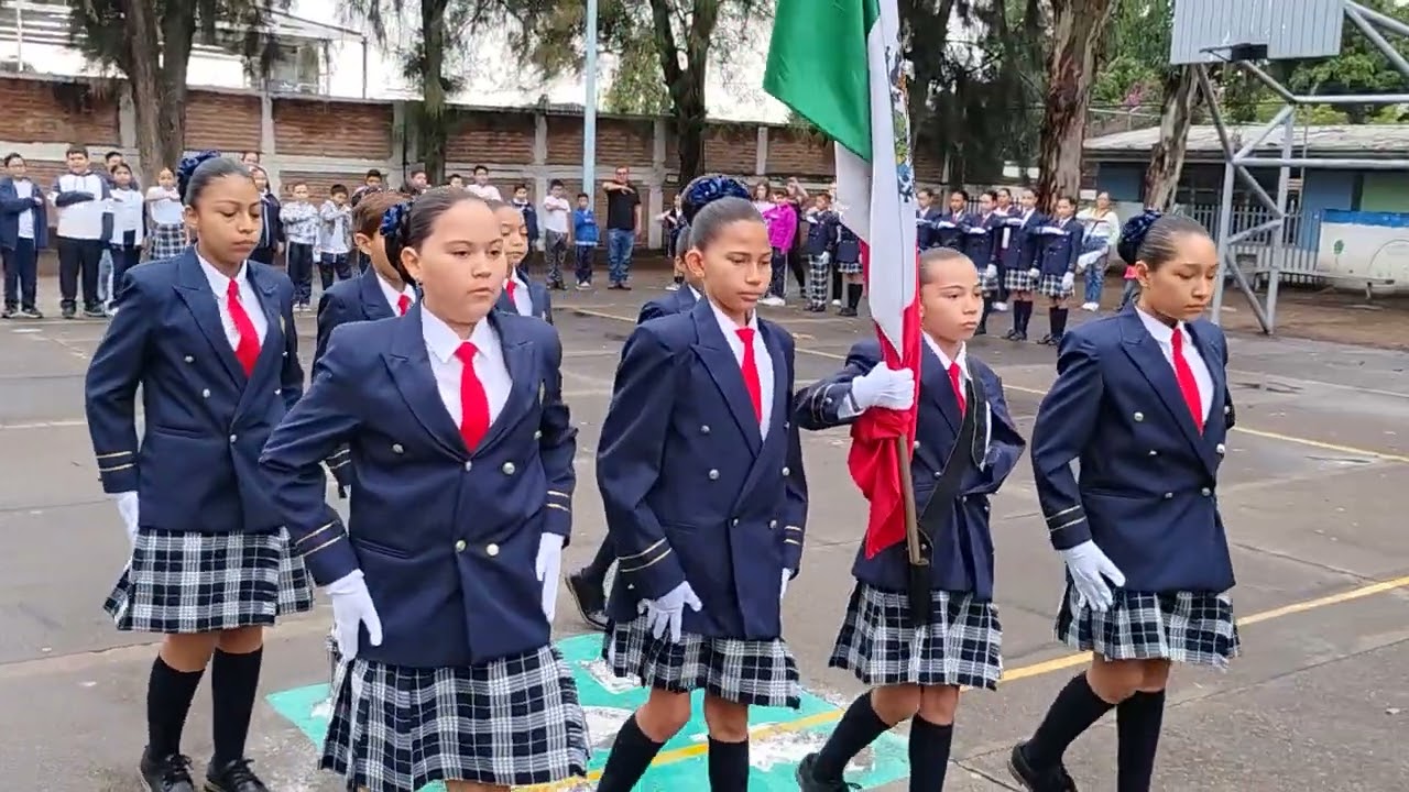 Escoltando a la Bandera por 1era vez Aurora (30 Junio 2025)