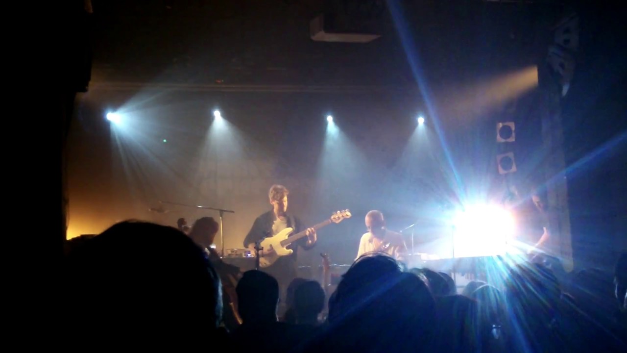 Esmerine - barn board fire (live @ Point Ephémère - 15 mars 2018)