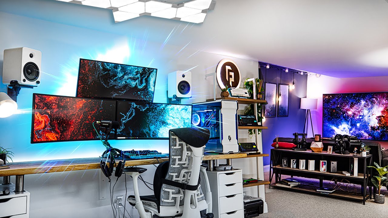 My 2021 ULTIMATE Gaming Setup & YouTube Studio Tour!