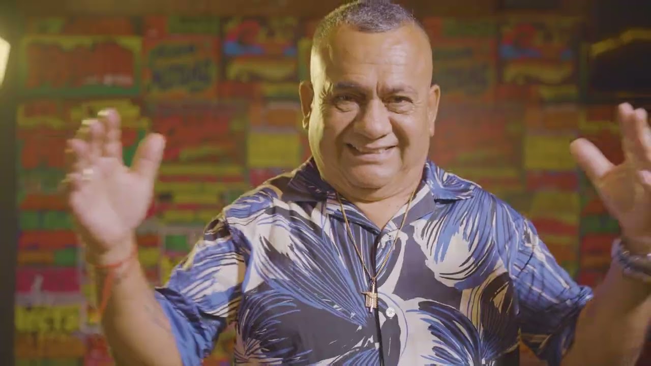 Tony Rosado - Llorando Llorando (Videoclip Oficial)