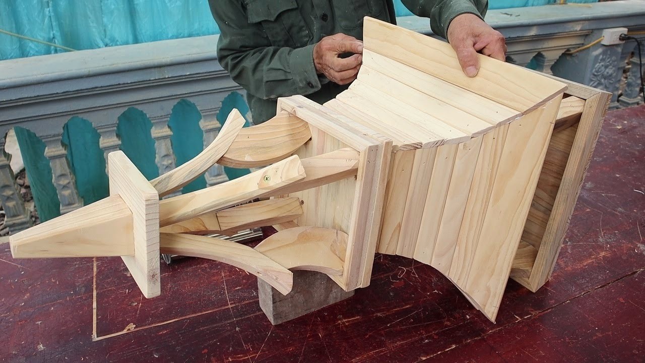 Ideas To Reuse Wood In The Most Effective And Creative Way - Attractive Wooden Garden Lamp Design