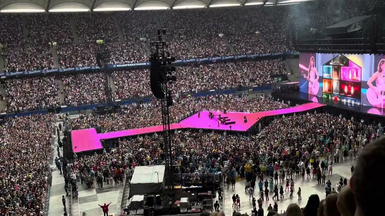 Lover (Live at The Eras Tour in Hamburg N1) @TaylorSwift