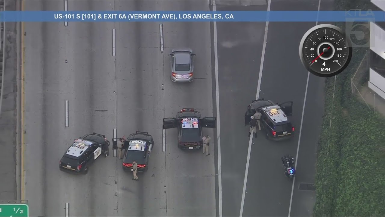 3 arrested following standoff at conclusion of high-speed chase on HWY 101 | Los Angeles Car Chases
