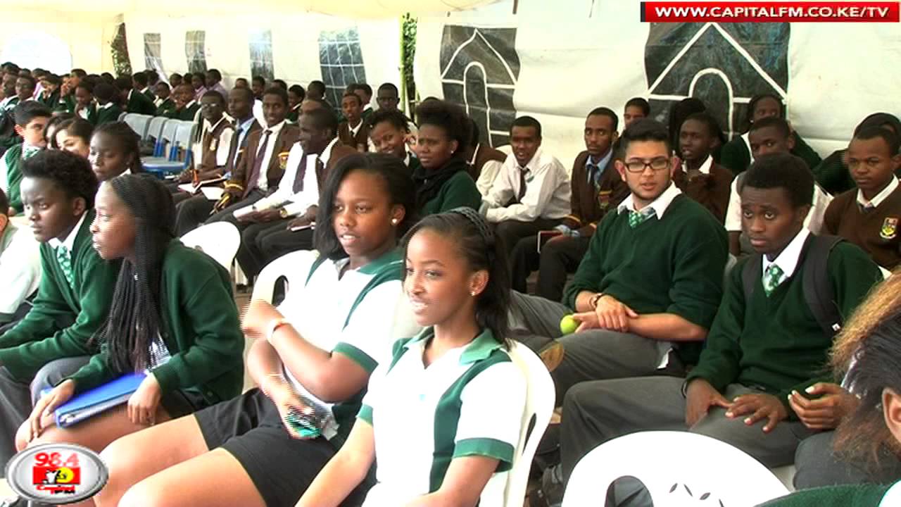 Kirubi talks to students