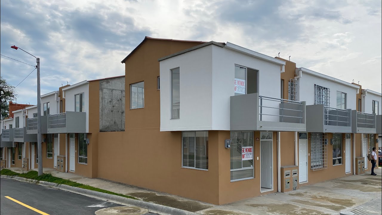 Venta Casa Esquinera sobre Avenida - Montebonito - Dosquebradas