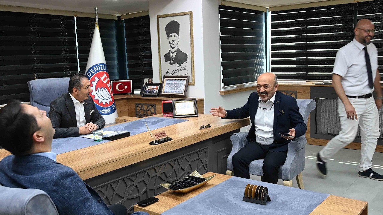 TİCARET ODASI BAŞKANI UĞUR ERDOĞAN EKİBİ ve DESİAD BAŞKANI NURİ TURGUT ve EKİBİ