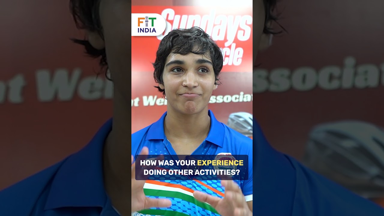 Wrestler Sarika Malik pedals for fitness at #FITIndia #SundaysOnCycle | Fit India Movement #Shorts