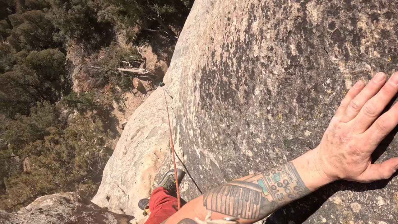 Devastation Gully 5.10+ (Top Rope Solo)