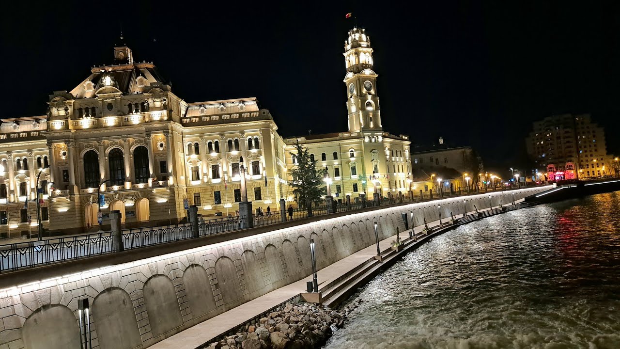 ORADEA - Cel mai frumos oras din România