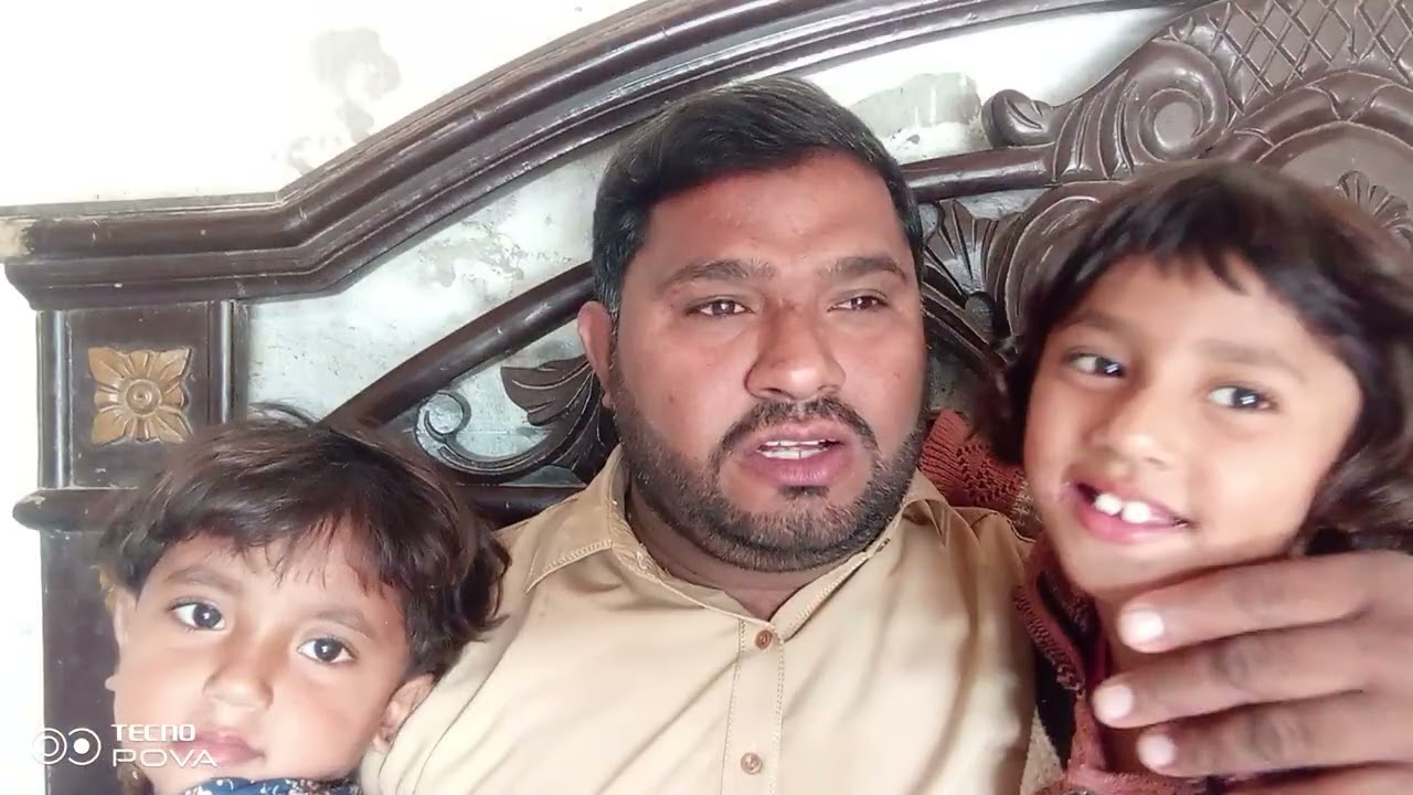 ماشاءﷲ اپنی بیٹیوں کے ساتھ عرفانہ  کلام کے چند اشعار پلیز سبسکرائب مائی اسلامک چینل جزاک اللہ baba q