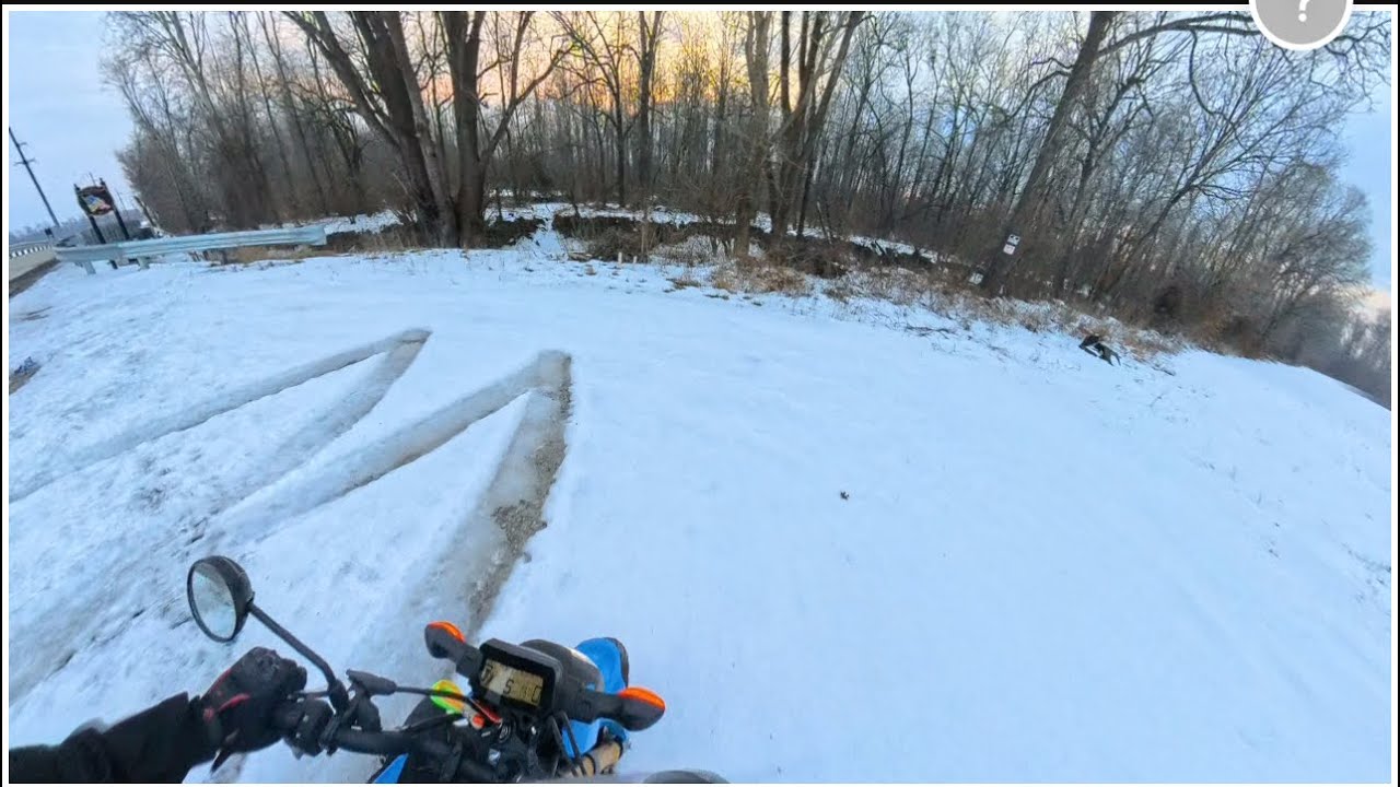 Snow day Honda Grom ride 