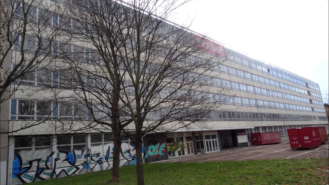 DER VERLASSENE ROBOTRON-KOMPLEX - BÜROZENTRUM ROBOTRON