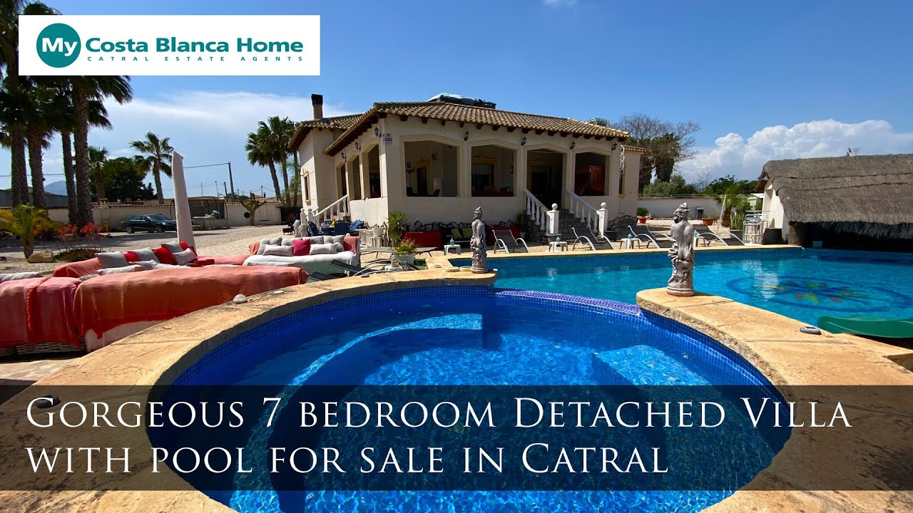 Gorgeous 7 bedroom detached villa for sale in Catral