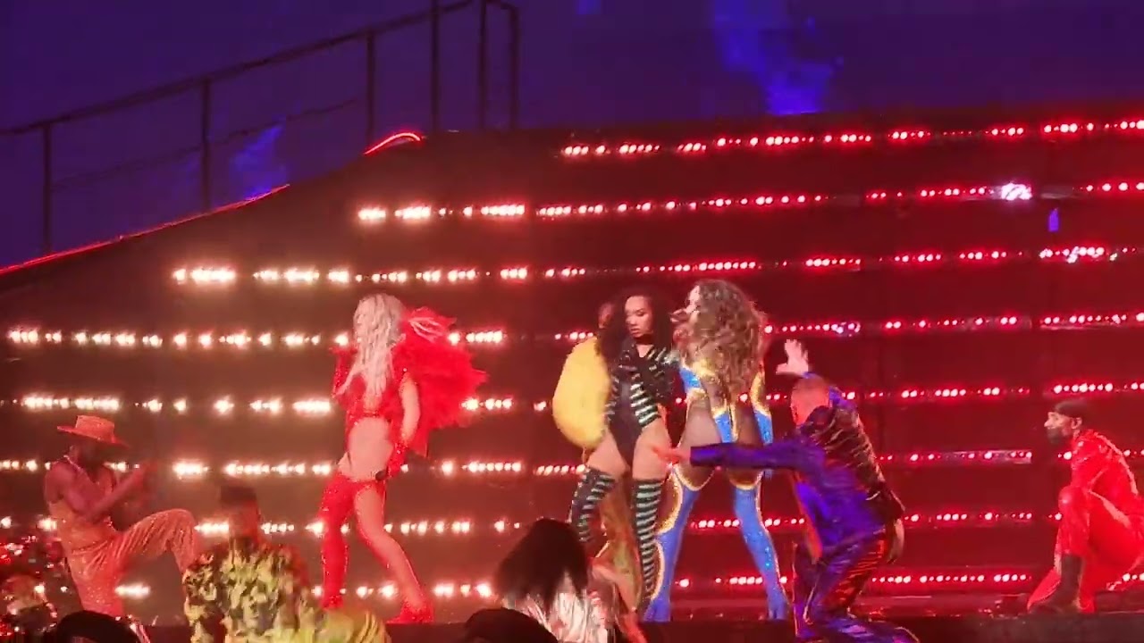 Little Mix - Reggaetòn Lento (Live)(Newcastle 15/4/22)(Confetti Tour) 4K Quality