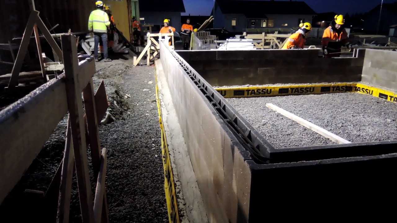 Talonrakennus alkaa / autotallin perustukset (part 4)