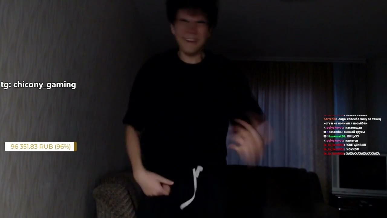 Chicony dancing under freedom dive II Чикони танцует под фридом дайв