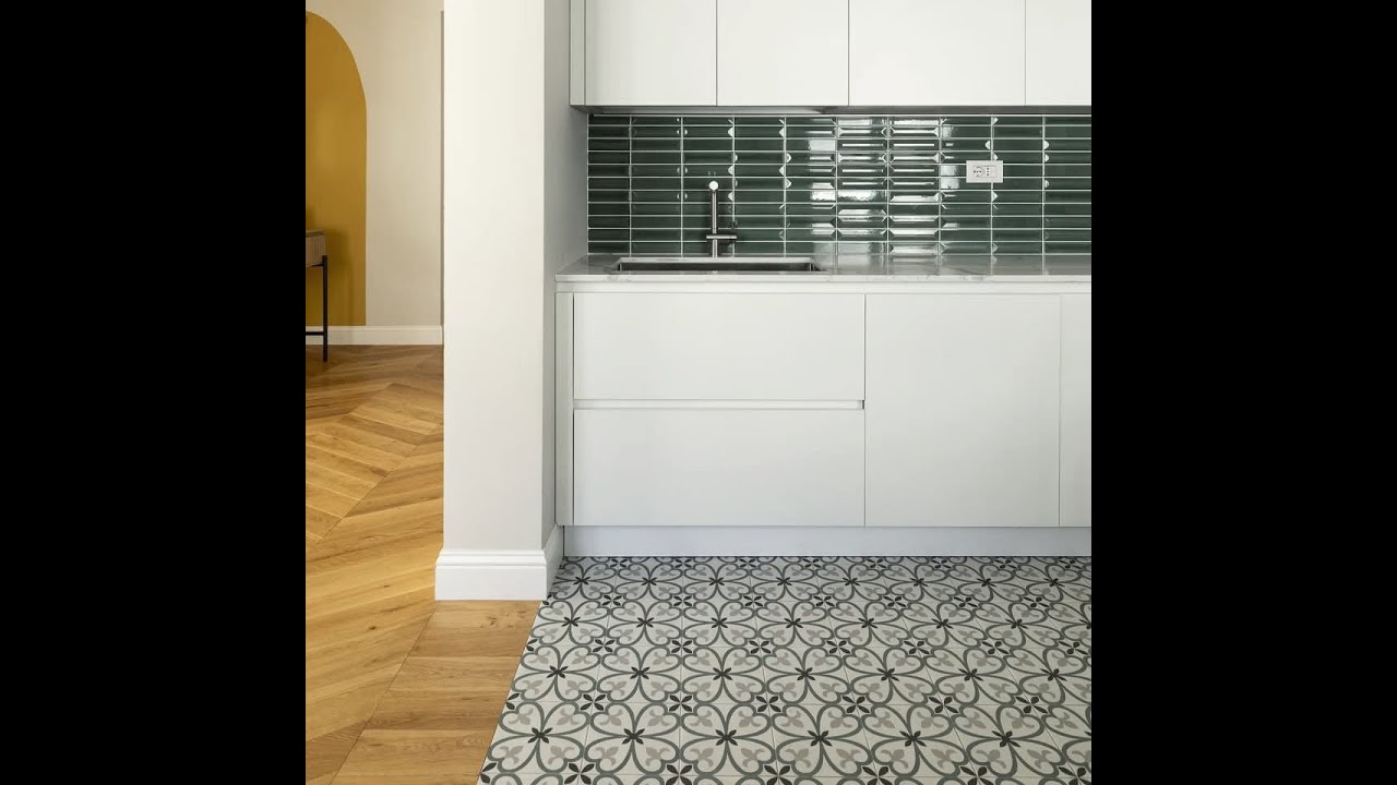 Battiscopa mdf alto bianco ducale 13 cm spesso mm 14 pellicolato bianco + verniciatura ral 9016