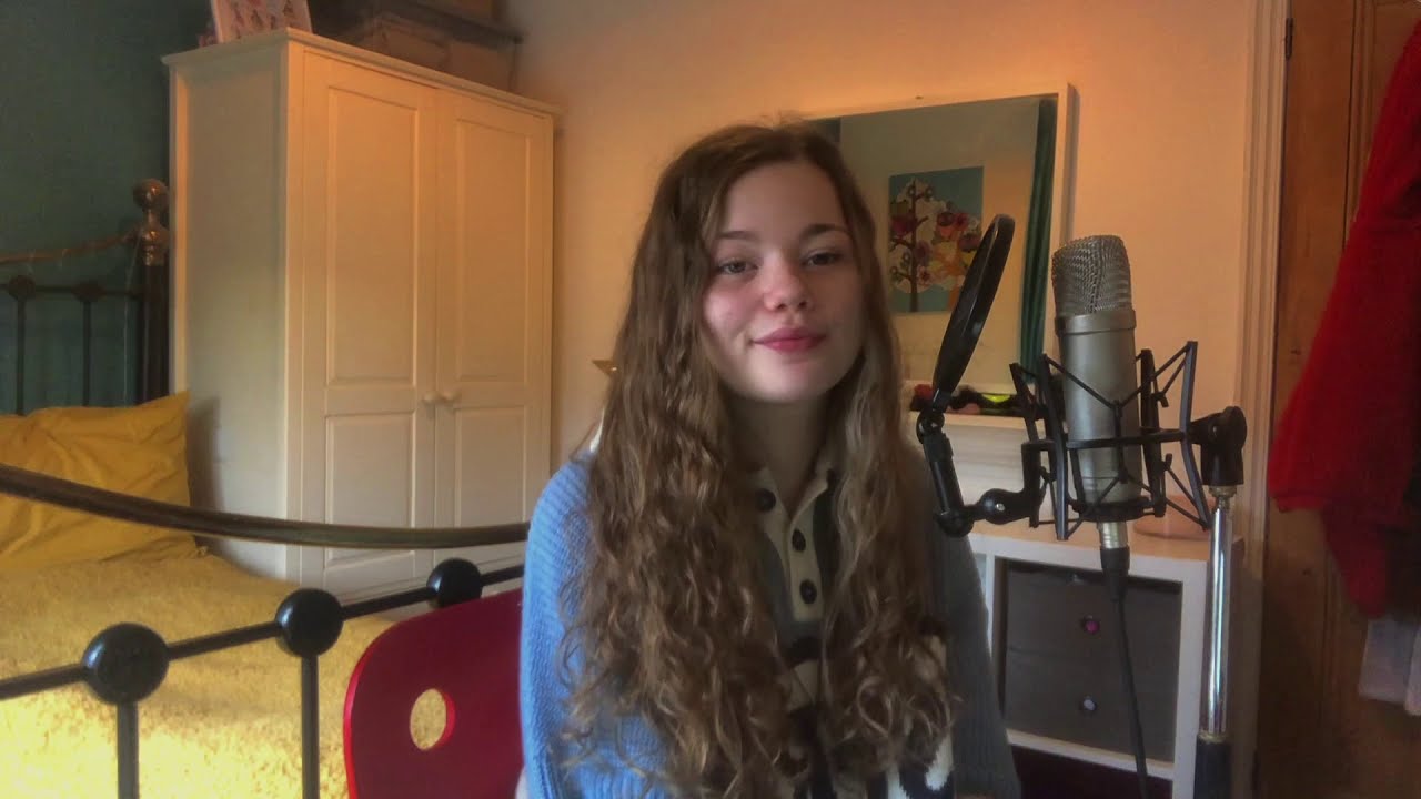 Last Christmas - Wham! (Cover by Amelia Cameron-Bywater)