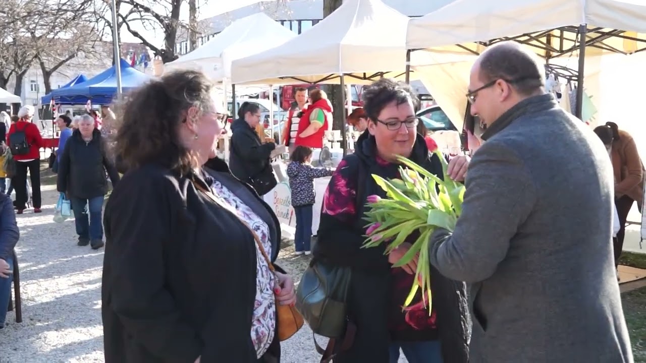 Tavaszköszöntő nőnapi délután Csornán.